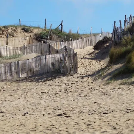 Oleron- Maison Plain Pied, 10 Pers, A 100 M. De La Plage